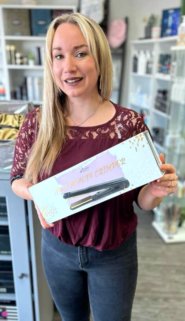 2024 Styling Tools Event-Alexis-Aria Beauty Crimper 2024 Styling Tools Event-Alexis-Aria Beauty Crimper